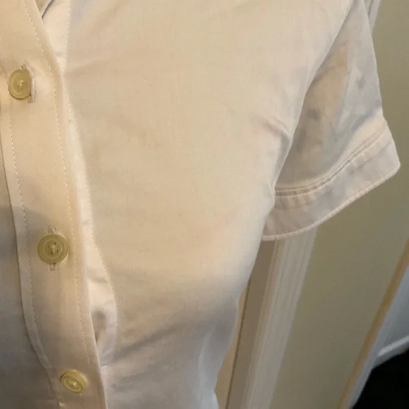 Banana Republic Women's White Button-Up Shirt - Picture 2 of 3